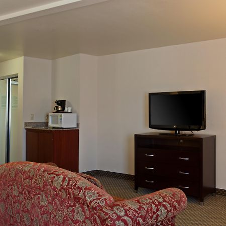 Holiday Inn Express Hotel & Suites Hermosa Beach By Ihg Exterior photo