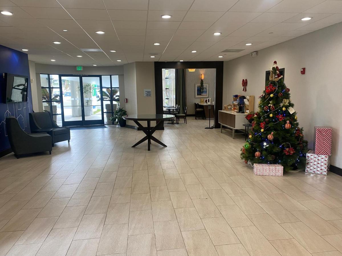Holiday Inn Express Hotel & Suites Hermosa Beach By Ihg Exterior photo