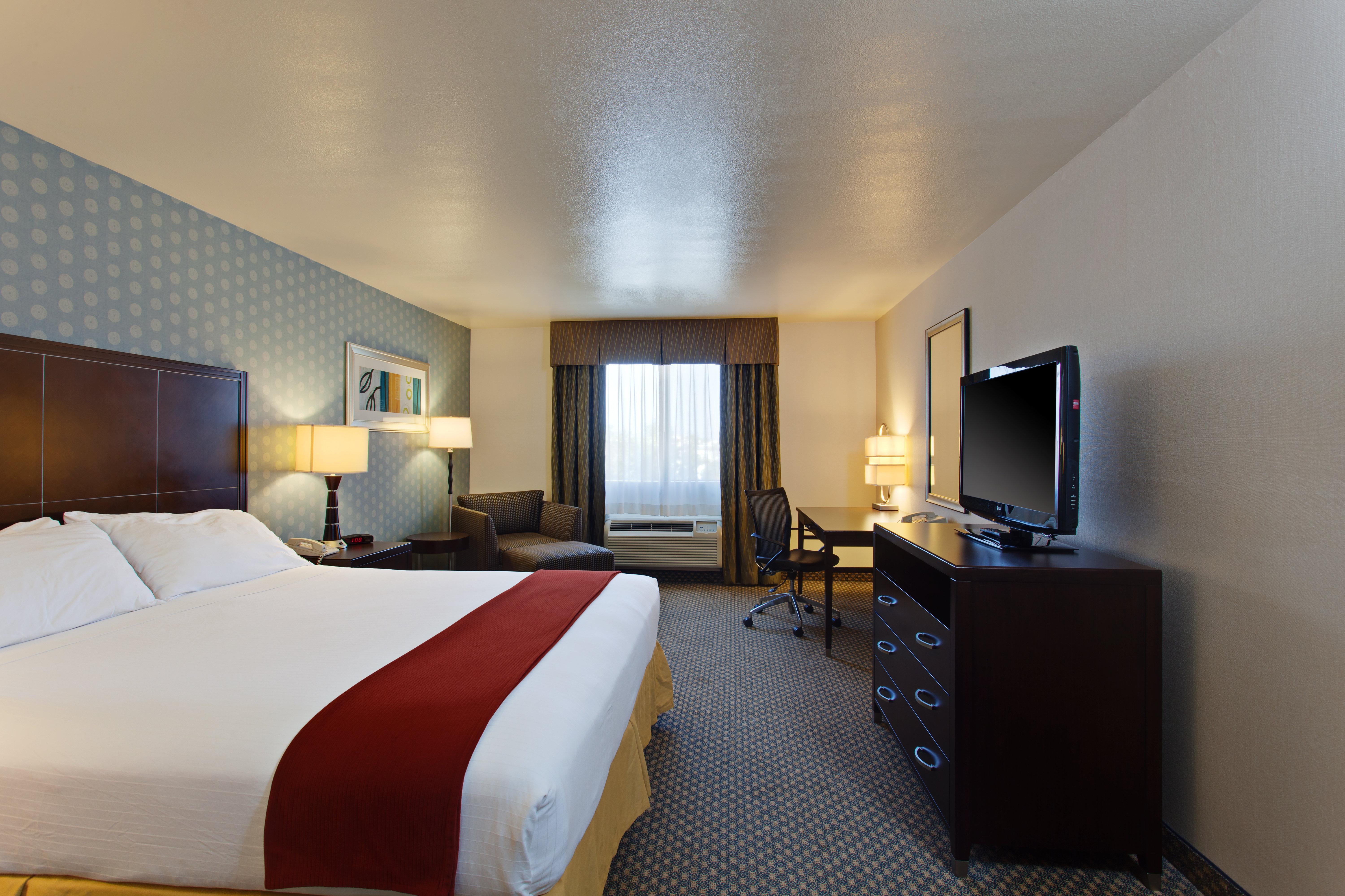 Holiday Inn Express Hotel & Suites Hermosa Beach By Ihg Exterior photo